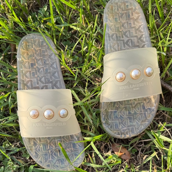 Karl Lagerfeld Transparent Sandals with Pearl Details - Picture 1 of 3